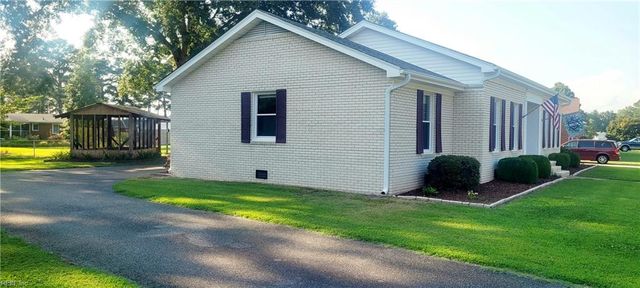 141 Robin LN, Suffolk, VA 23434