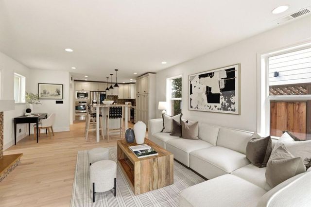 1440 Howard Avenue, San Carlos, CA 94070