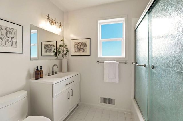 1440 Howard Avenue, San Carlos, CA 94070