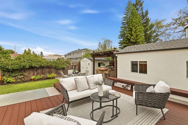 1440 Howard Avenue, San Carlos, CA 94070