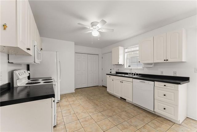 8615 Bayhill Drive, Gainesville, GA 30506