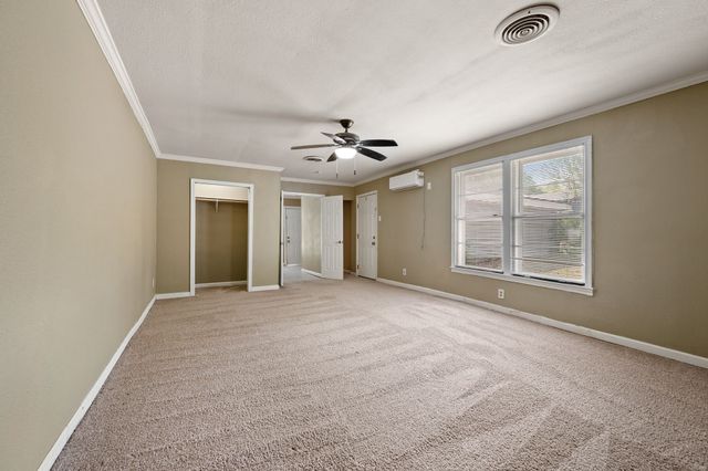 3154 Chamness Court, Haltom City, TX 76117