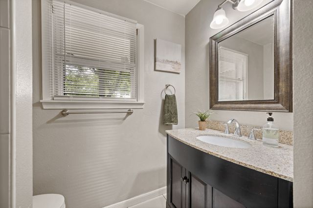 3154 Chamness Court, Haltom City, TX 76117