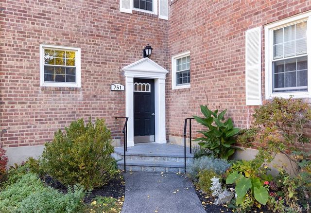 751 N Broadway 1C, Hastings-on-hudson, NY 10706