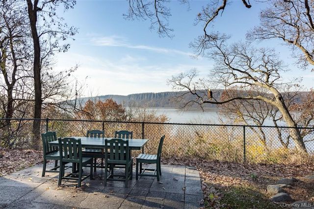 751 N Broadway 1C, Hastings-on-hudson, NY 10706