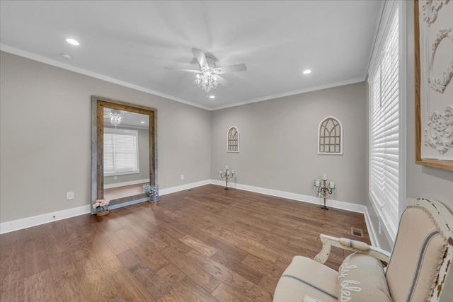 150 Edie Mae Ln, Winchester, TN 37398