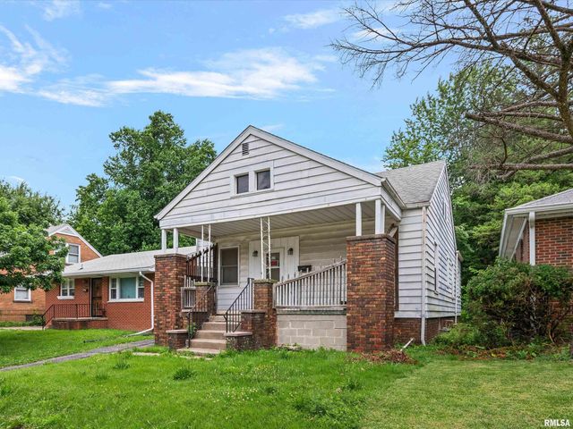621 Wood Avenue, Springfield, IL 62702