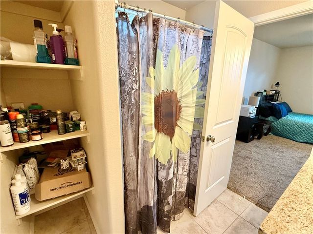 6728 W Nielsen Way, Golden Valley, AZ 86413