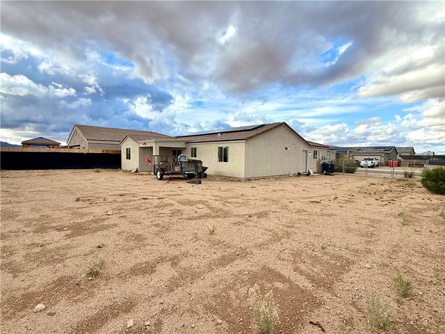 6728 W Nielsen Way, Golden Valley, AZ 86413