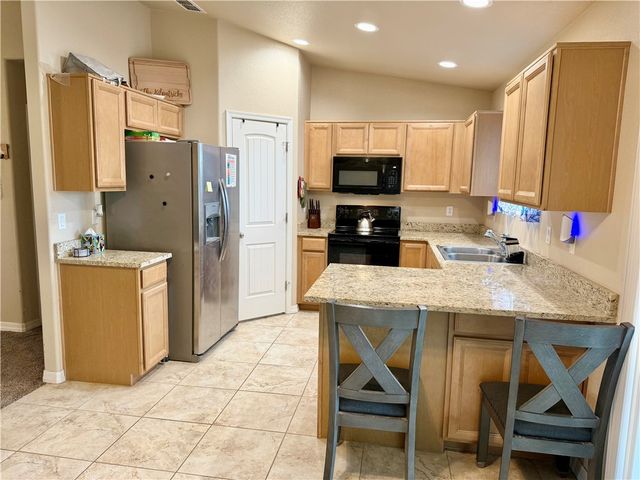 6728 W Nielsen Way, Golden Valley, AZ 86413