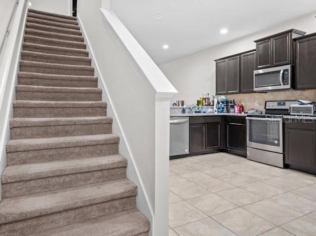 9157 HILLCROFT DRIVE, Riverview, FL 33578