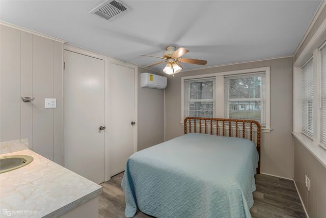 870 Barron Road, Keithville, LA 71047