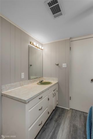 870 Barron Road, Keithville, LA 71047