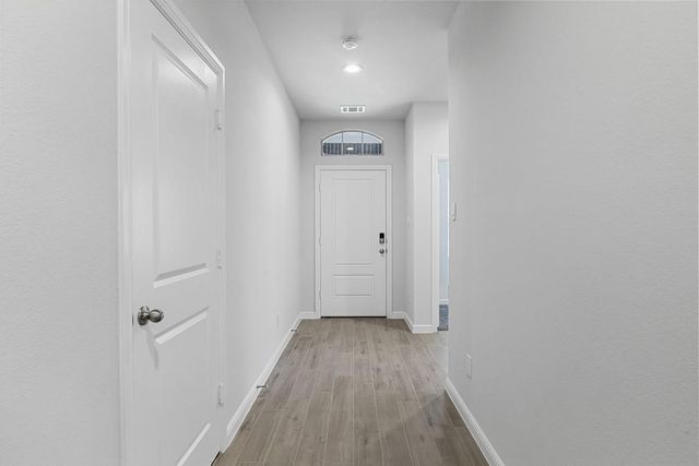 8525 Little Acorn Drive, Fort Worth, TX 76179