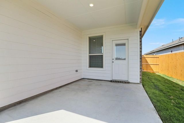 8525 Little Acorn Drive, Fort Worth, TX 76179