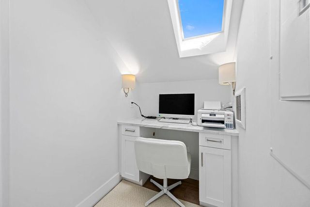 173 Peruvian Avenue 5, Palm Beach, FL 33480