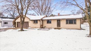 15530 W Wildwood Court, Libertyville, IL 60048