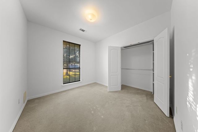 943 Fairway Drive, Duncanville, TX 75137