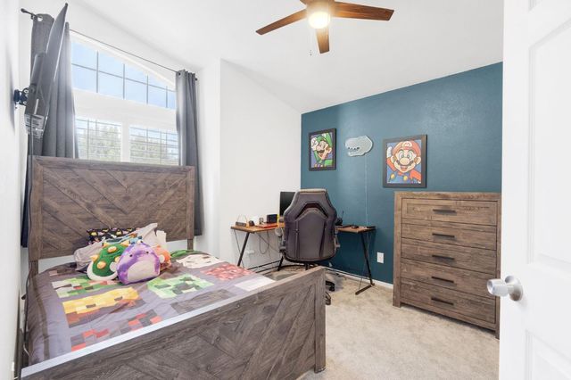 8675 Falmouth Way, Sacramento, CA 95823