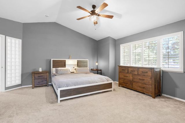 8675 Falmouth Way, Sacramento, CA 95823