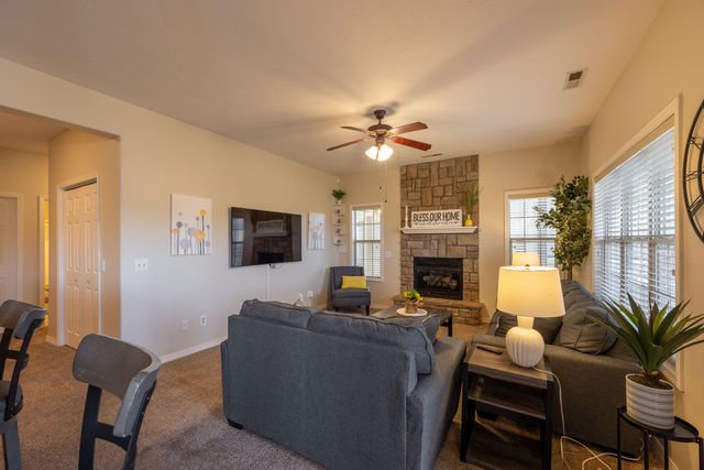 85 Birdie Lane Apt 1, Branson West, MO 65737