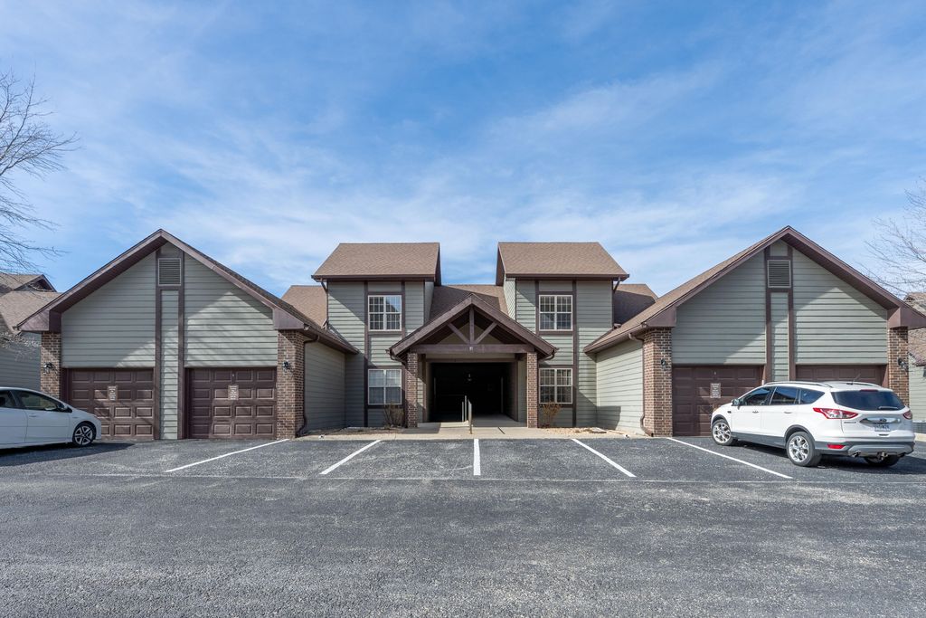 85 Birdie Lane Apt 1, Branson West, MO 65737