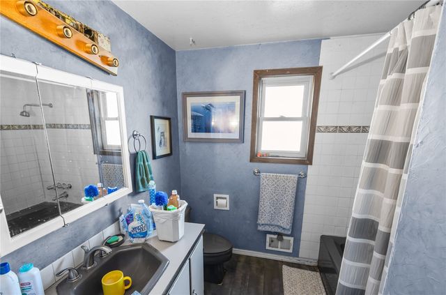 721 134th Street S, Tacoma, WA 98444