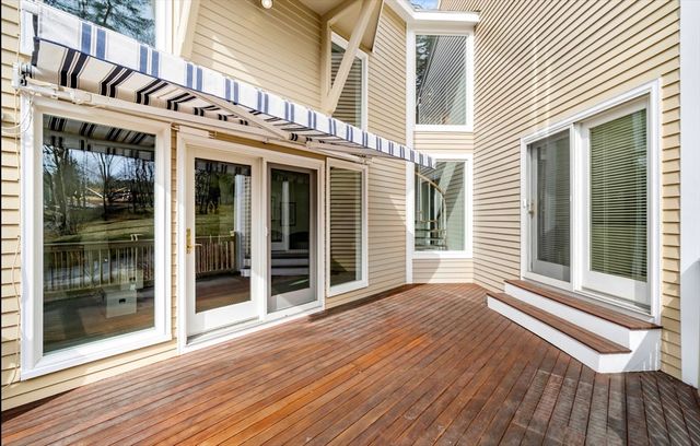 2 Rolleston Rd, Marblehead, MA 01945