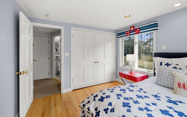 2 Rolleston Rd, Marblehead, MA 01945
