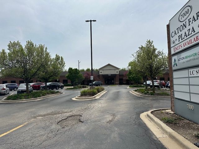 7000 Caton Farm Road, Plainfield, IL 60586