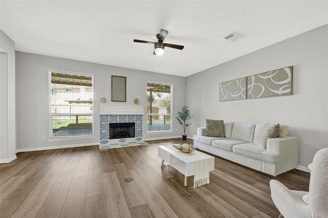 17726 Creek Bluff Lane, Cypress, TX 77433