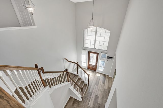 17726 Creek Bluff Lane, Cypress, TX 77433