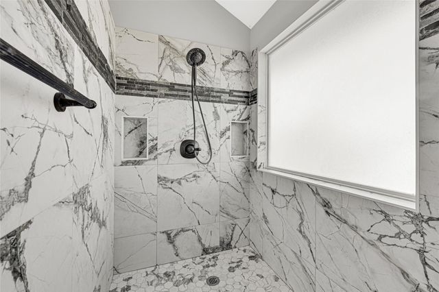 17726 Creek Bluff Lane, Cypress, TX 77433