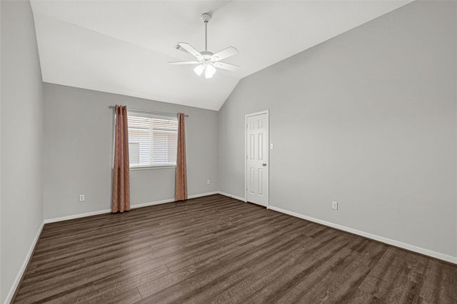 17726 Creek Bluff Lane, Cypress, TX 77433