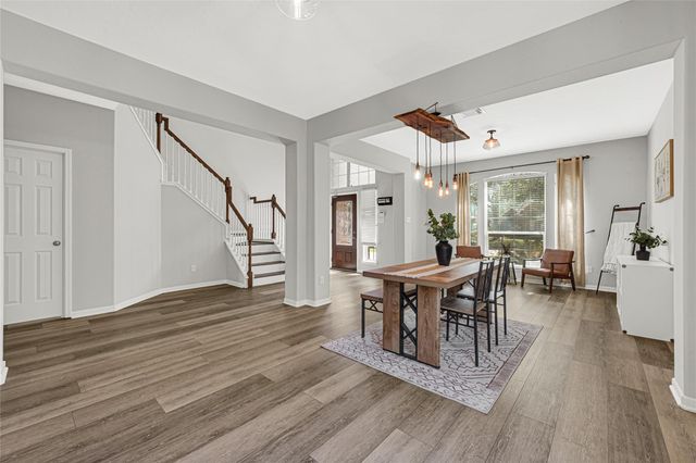 17726 Creek Bluff Lane, Cypress, TX 77433