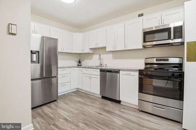 4100 CATHEDRAL AVE NW #818, Washington, DC 20016