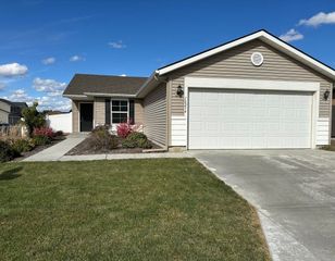 10214 W January Ct, Cheney, WA 99004
