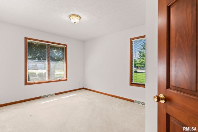 2508 CHICORY Place, Springfield, IL 62711