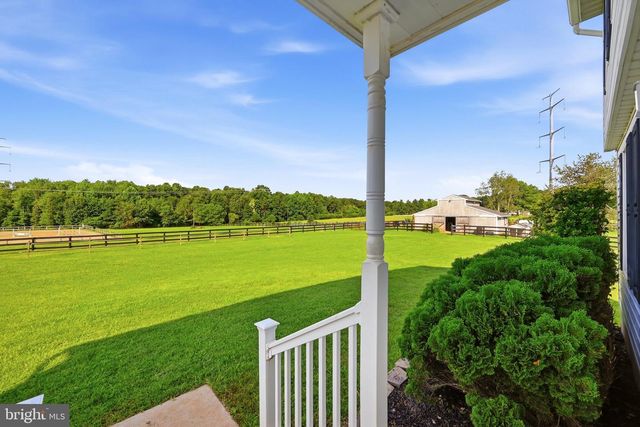 9411 GREEN MEADOWS RD, Warrenton, VA 20187