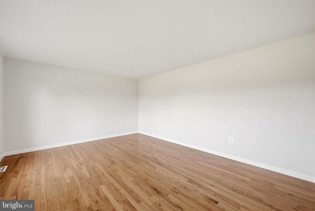 9411 GREEN MEADOWS RD, Warrenton, VA 20187