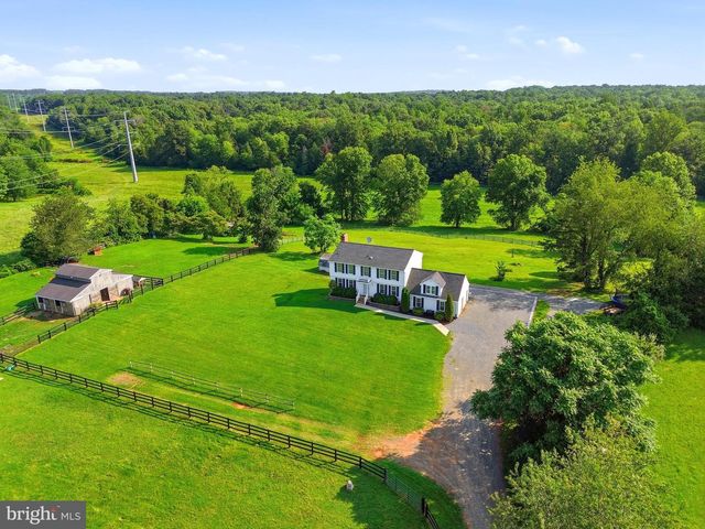 9411 GREEN MEADOWS RD, Warrenton, VA 20187