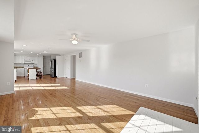 9411 GREEN MEADOWS RD, Warrenton, VA 20187