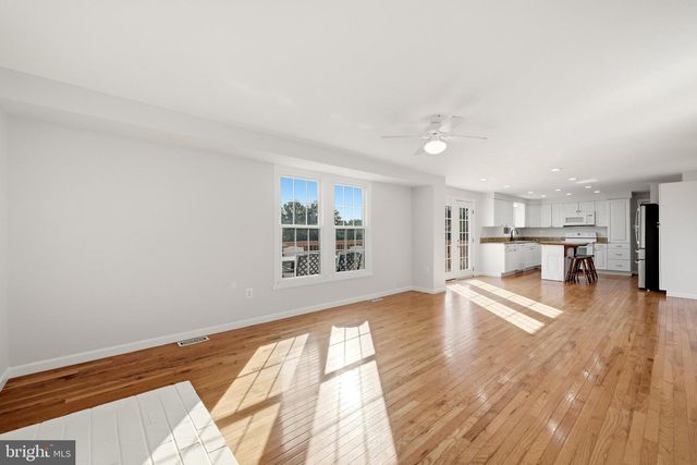 9411 GREEN MEADOWS RD, Warrenton, VA 20187