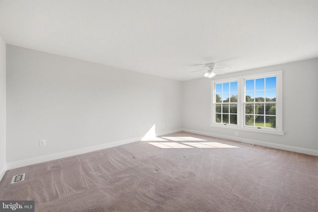 9411 GREEN MEADOWS RD, Warrenton, VA 20187