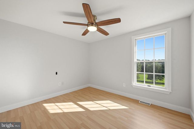9411 GREEN MEADOWS RD, Warrenton, VA 20187