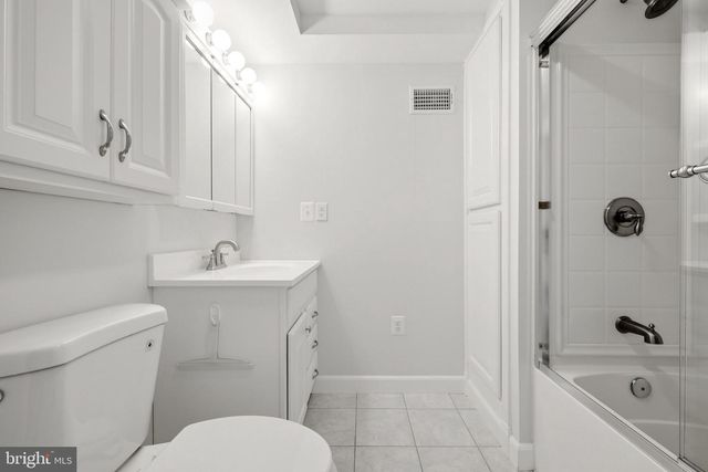 9411 GREEN MEADOWS RD, Warrenton, VA 20187