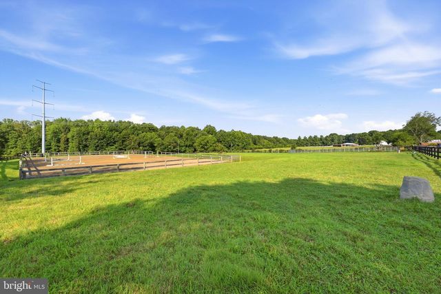 9411 GREEN MEADOWS RD, Warrenton, VA 20187