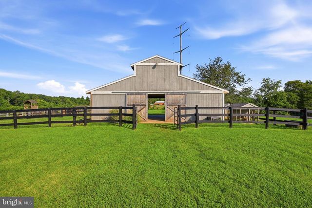 9411 GREEN MEADOWS RD, Warrenton, VA 20187