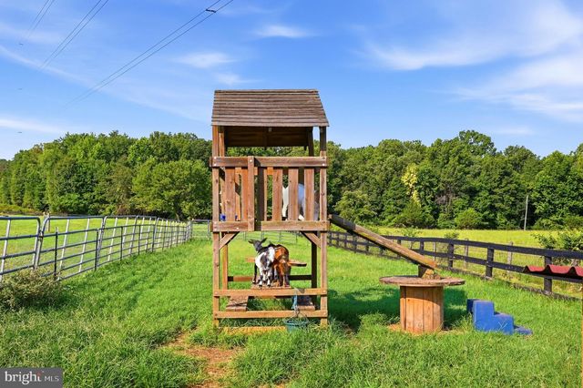 9411 GREEN MEADOWS RD, Warrenton, VA 20187
