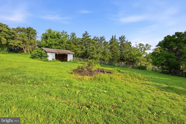 9411 GREEN MEADOWS RD, Warrenton, VA 20187